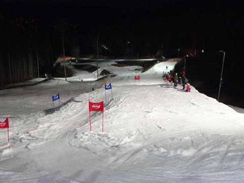 Nachtslalom um den Skipokal der Freien Presse